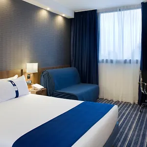 Otel Express Campo De Gibraltar-barrios By Ihg Los Barrios